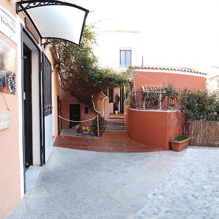 Locanda Dal Genovese La Maddalena  Luaran gambar